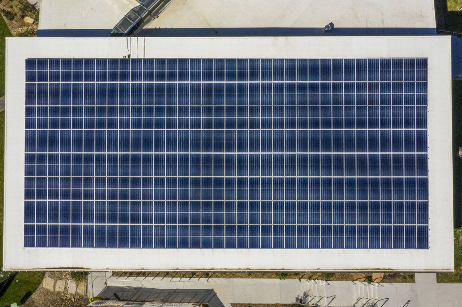 rectangular solar panel array on middle school in englewood colorado